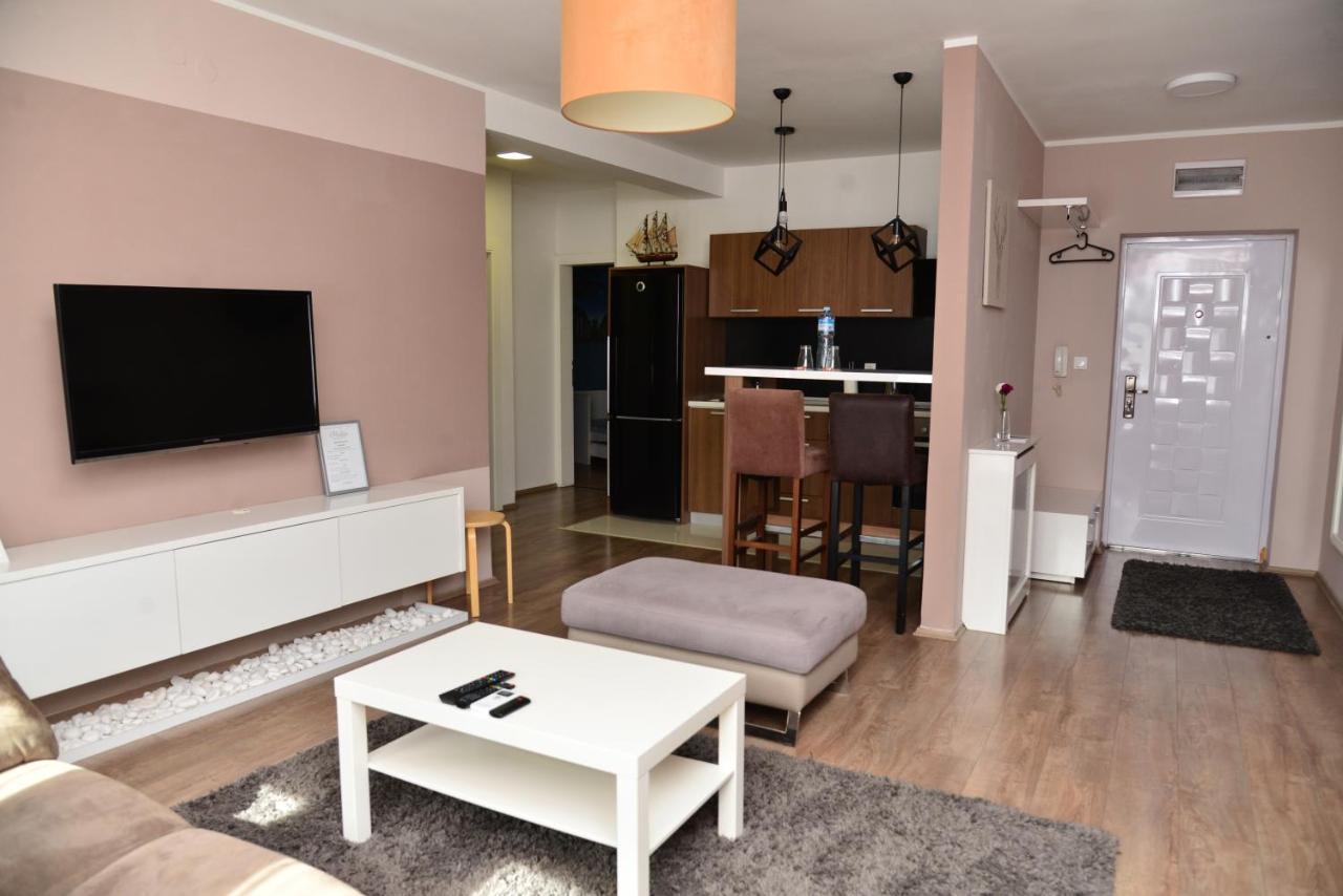Madea Apartments Novi Sad Ngoại thất bức ảnh