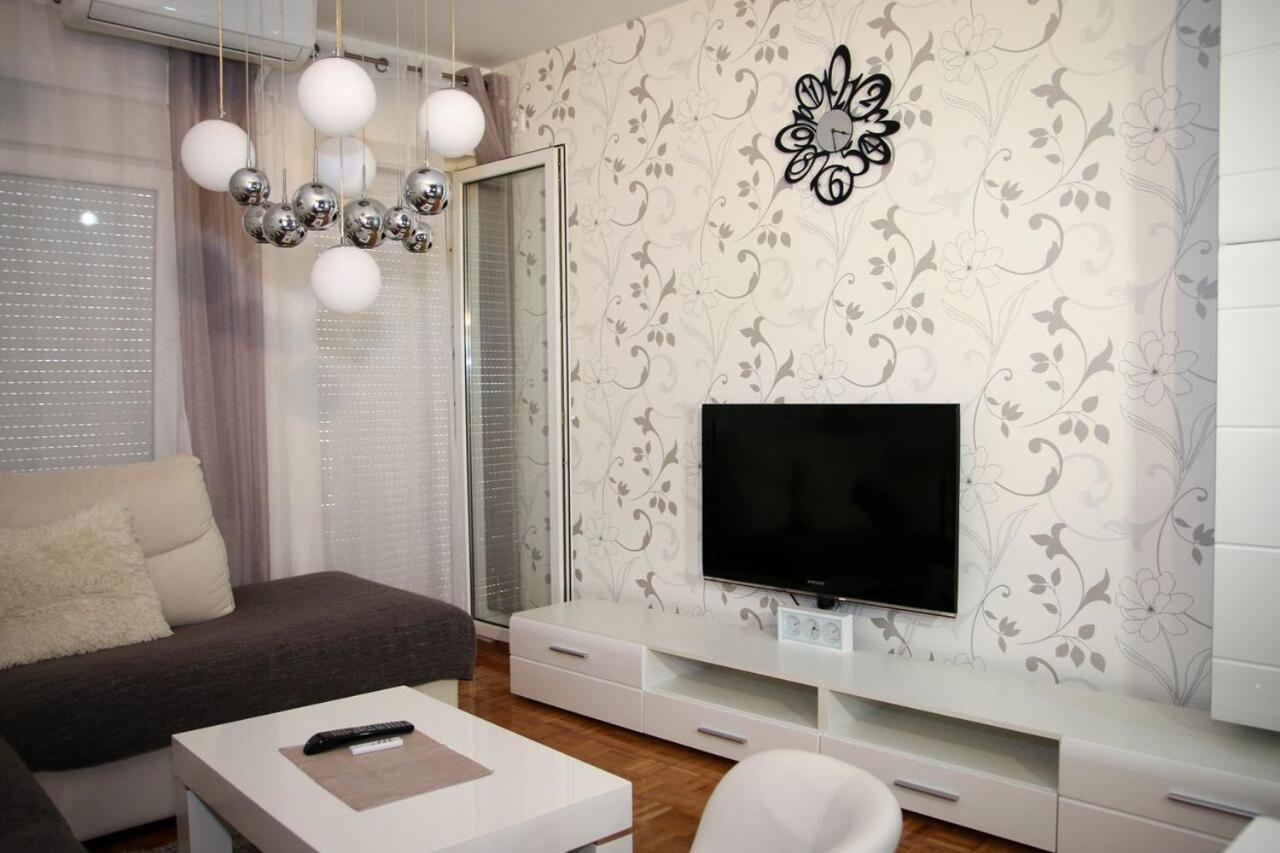 Madea Apartments Novi Sad Ngoại thất bức ảnh